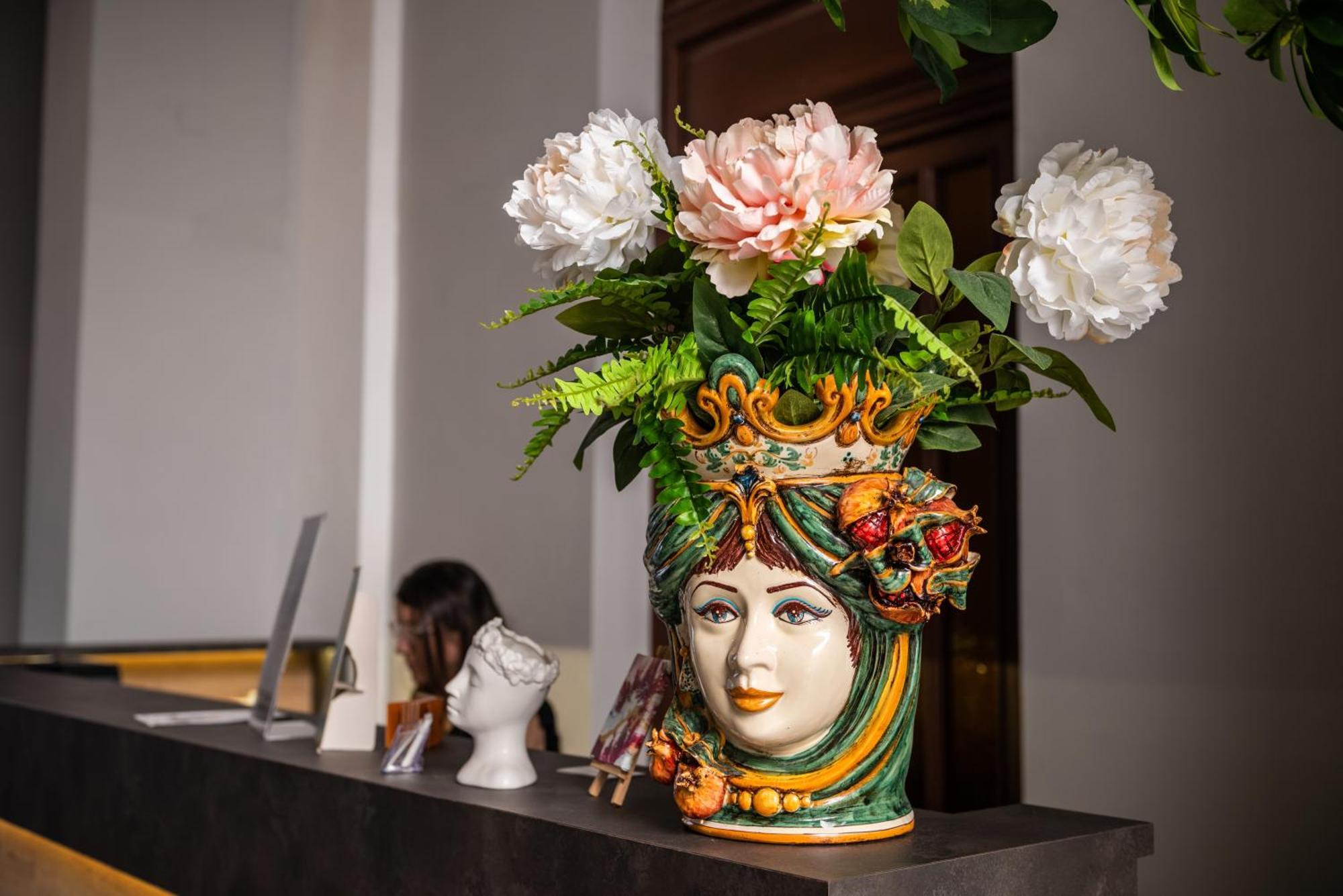 Historico Loft & Rooms Palazzo Adragna XIX Trapani Dış mekan fotoğraf