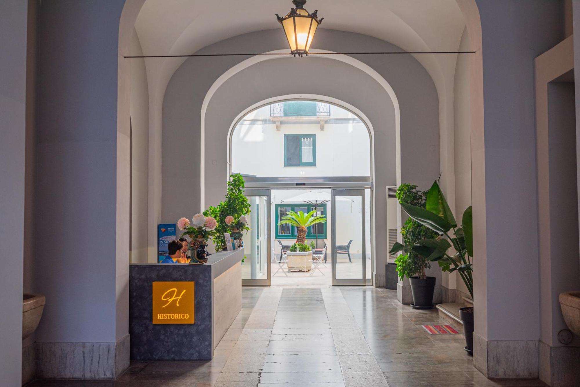 Historico Loft & Rooms Palazzo Adragna XIX Trapani Dış mekan fotoğraf